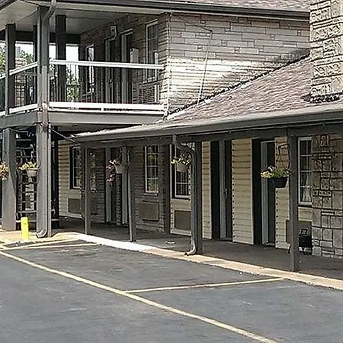 Royal Relax Motel Fairmont City